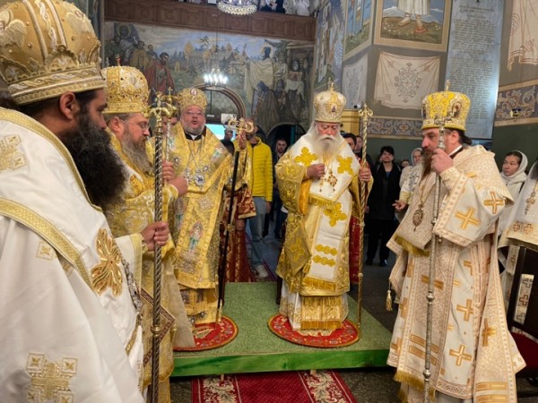 Честванията по повод 120-годишнината на храм-паметника в Шипка завършиха с връчване на ордени и плакети