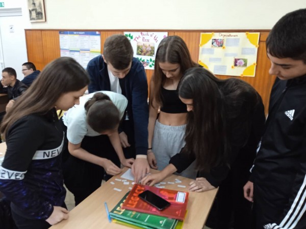 Различни инициативи белязaха Европейския ден на езиците в ПГЛПТ