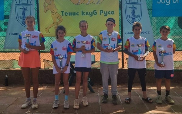 Тенисистката Рая Маркова спечели турнира Киндер+ за втора поредна година