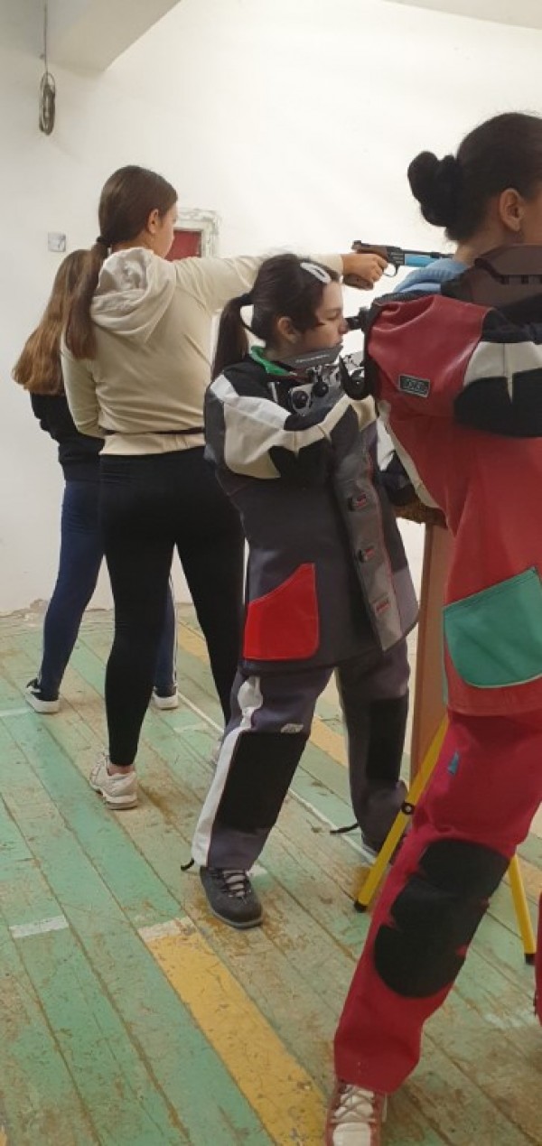 4 медала спечелиха стрелците на “Севтополис“ в първия турнир за годината