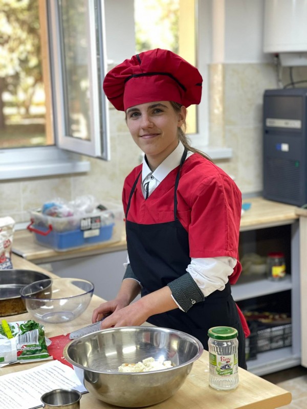 Гости от Република Северна Македония присъстваха на занятие по програма Еразъм+ в ПГЛПТ