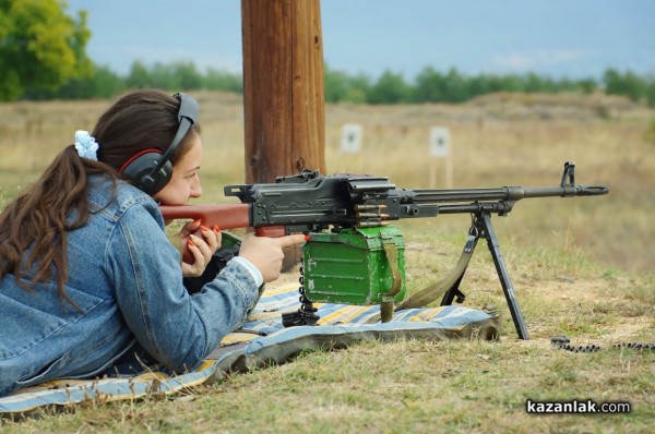 61-ва Стрямска механизирана бригада организира демонстрационни стрелби за честването на 30-та си годишнина