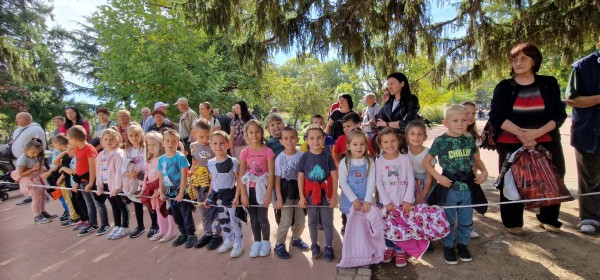 Кметски поздрав за 30 г. 61 Стрямска механизирана бригада 