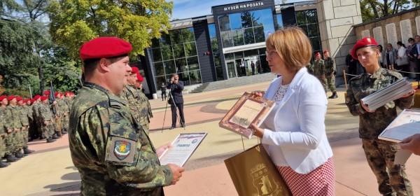 Кметски поздрав за 30 г. 61 Стрямска механизирана бригада 