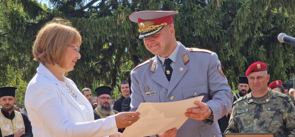 Кметски поздрав за 30 г. 61 Стрямска механизирана бригада 