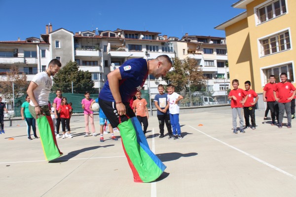 Ученици и преподаватели от ОУ „Георги Кирков“ спортуваха заедно днес