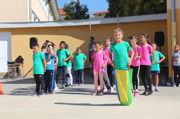 Ученици и преподаватели от ОУ „Георги Кирков“ спортуваха заедно днес