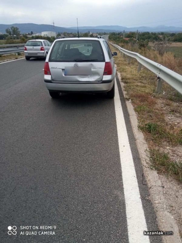 Моторист е в болница след катастрофа на околовръстното
