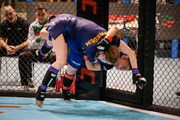 Теа Арезу грабна бронз на Европейското в Италия