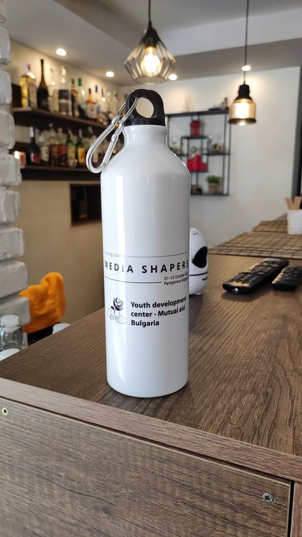 Младежи се учиха да са журналисти и графични фасилитатори чрез програма „Еразъм+”