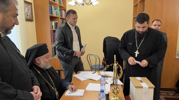 Избори за епархийски съветници и членове на църковния събор се проведоха в Старозагорската митрополия