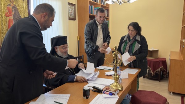 Избори за епархийски съветници и членове на църковния събор се проведоха в Старозагорската митрополия