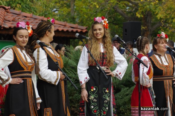 След двегодишна пауза Голямо Дряново отново събра стотици хора на Фестивала на ореха 