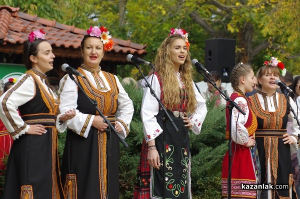 След двегодишна пауза Голямо Дряново отново събра стотици хора на Фестивала на ореха 