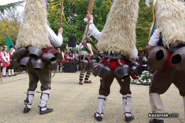 След двегодишна пауза Голямо Дряново отново събра стотици хора на Фестивала на ореха 