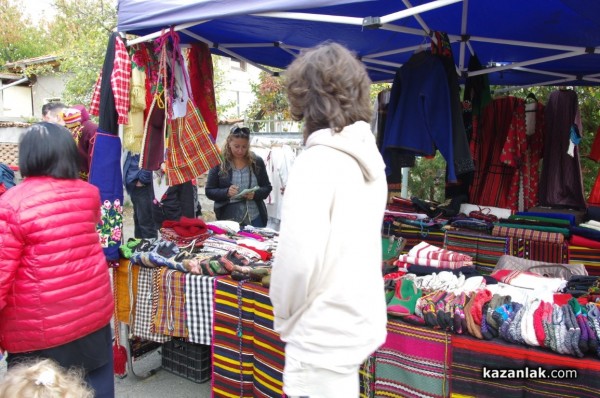 След двегодишна пауза Голямо Дряново отново събра стотици хора на Фестивала на ореха 