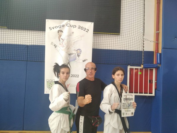 Малките таекуондисти на “Кентавър“ се завърнаха с 9 медала от Своге