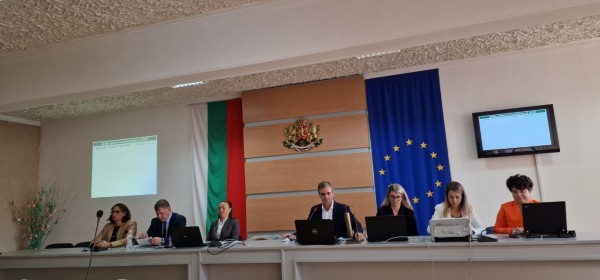 Община Казанлък има възможност да разшири парк “Розариум” до реалните му граници