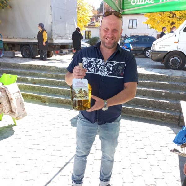 Село Турия се радва на нов площад 