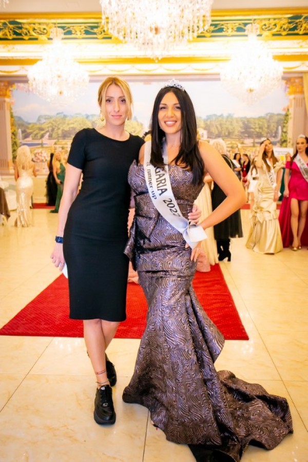 Казанлъчанката Славяна Драгнева стана първа подгласничка в конкурса Мисис България 2022