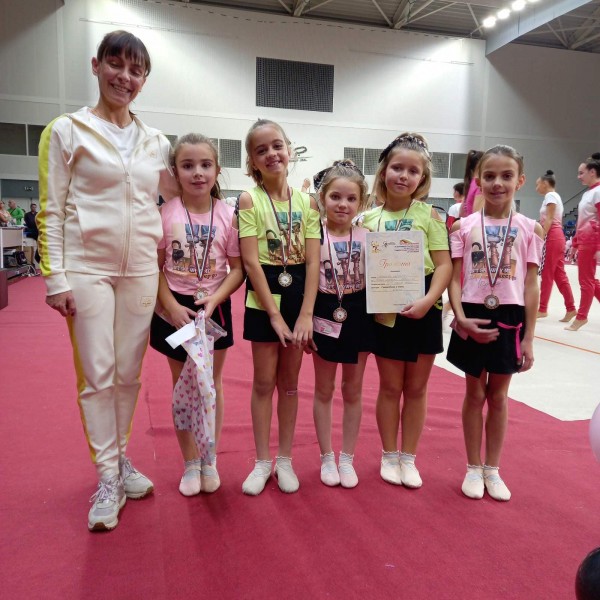 Злато и сребро завоюваха гимнастичките ни на Държавното в Шумен 