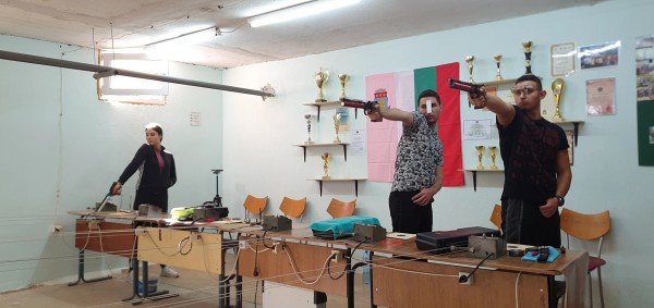 14 медала спечелиха домакините от турнира по стрелба “Севтополис“