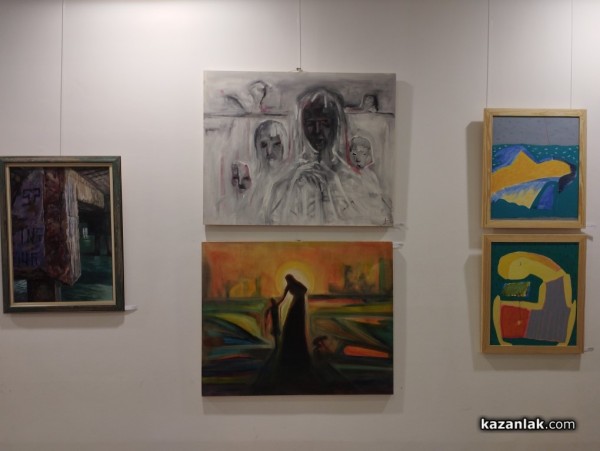 24 творци откриха “Есенен салон“ 2022 в зала „Иван Милев“ 