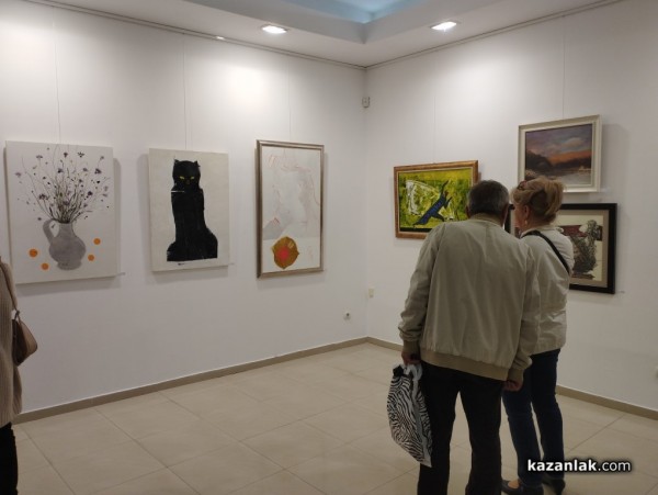 24 творци откриха “Есенен салон“ 2022 в зала „Иван Милев“ 