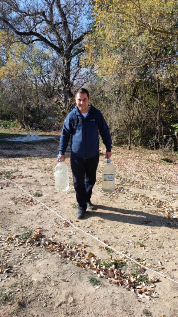 Доброволците от “Взаимопомощ“ отпразнуваха рождения ден на организацията като засадиха 18 дръвчета