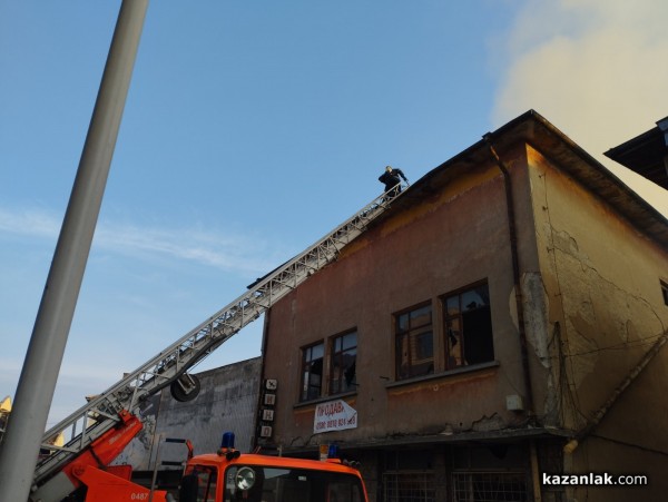 Кино България гори / ВИДЕО / ОБНОВЯВА СЕ