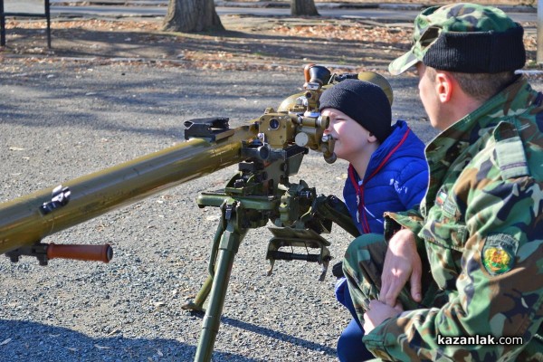 С демонстрации и ден на отворените врати 61 СМБ ще отбележи празника на сухопътните войски