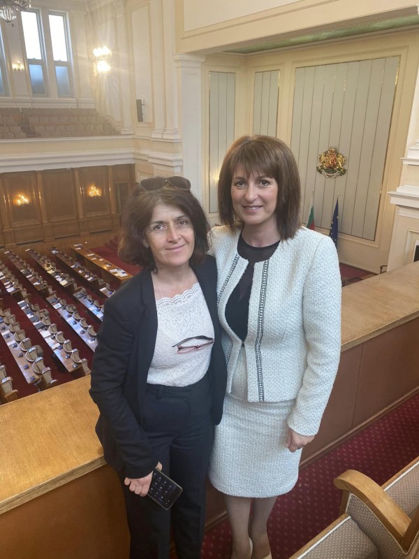 Кметове, общински съветници и част от екипа на общината посетиха Парламента