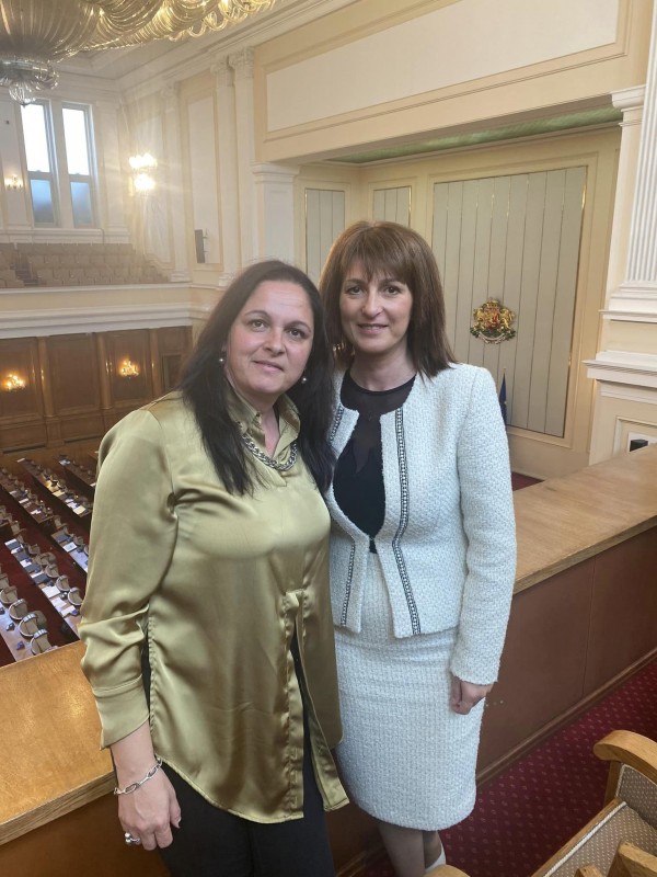 Кметове, общински съветници и част от екипа на общината посетиха Парламента