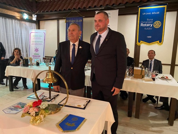 Ротарианците от Казанлък и Бурса се побратимиха
