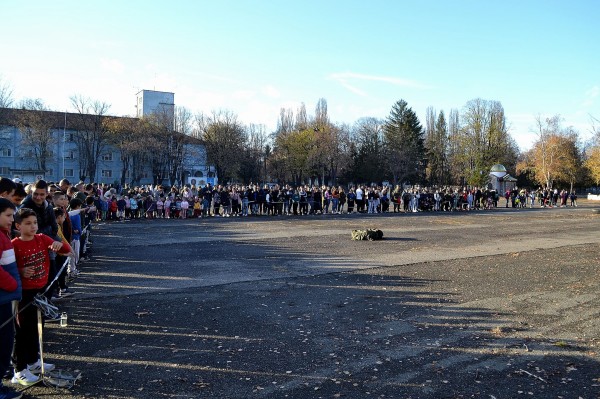 Над 1100 граждани и ученици посетиха 61 Стрямска механизирана бригада в Деня на отворените врати