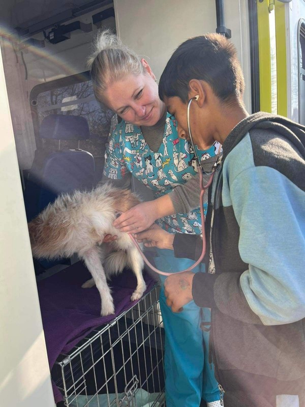 Образователната линейка за животни изпълни първата си мисия в с. Ръжена
