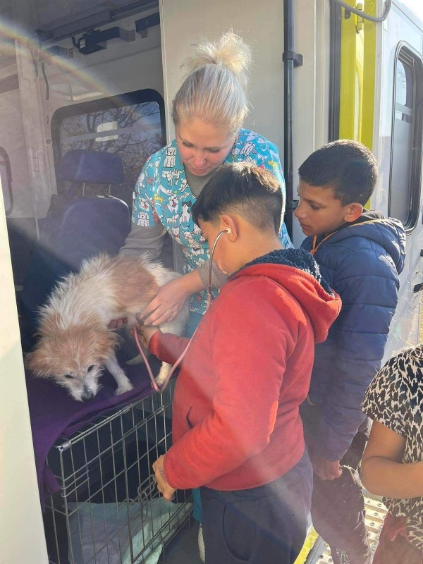 Образователната линейка за животни изпълни първата си мисия в с. Ръжена