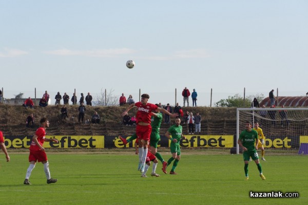 Розите загубиха от Лудогорец с 0:2, не без съдийска помощ