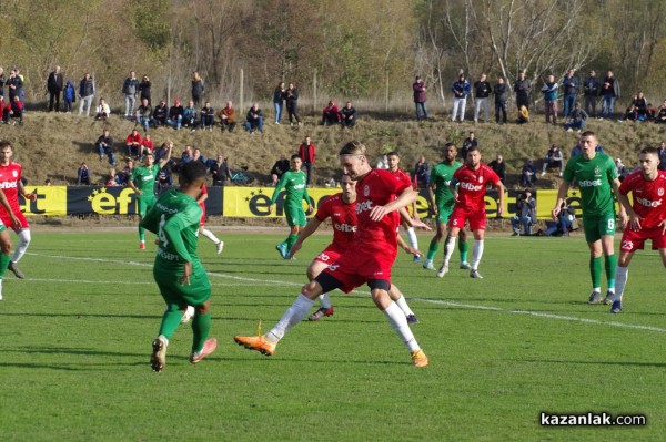 Розите загубиха от Лудогорец с 0:2, не без съдийска помощ