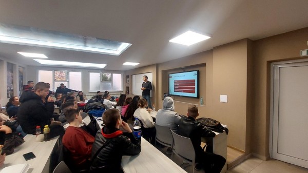 ПГЛПТ отбеляза Европейската седмица на професионалните умения 