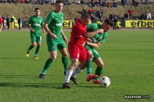Розите загубиха от Лудогорец с 0:2, не без съдийска помощ
