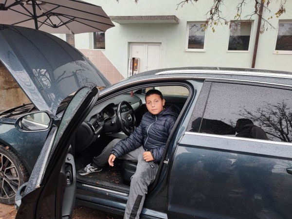 Как се управлява собствен автосервиз, разказа пред учениците на Ръжена Станимир Гяуров