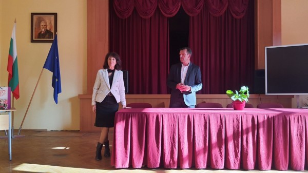 Владимир Спасов пред хаджиеновци - заразяващ личен пример, достойнство, човечност, респект