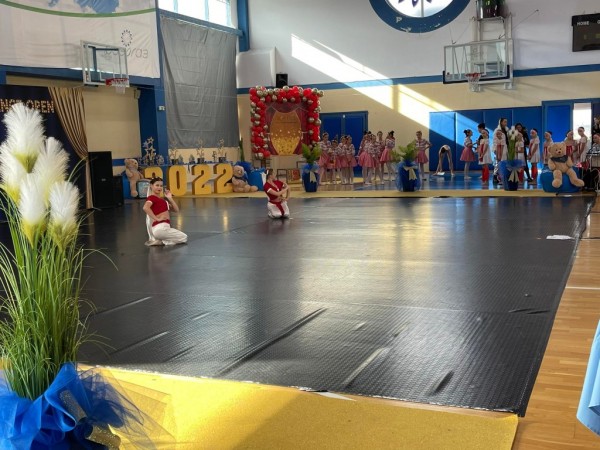 Казанлъшките грации от “Дива Денс” се завърнаха с куп медали от престижна танцова надпревара 