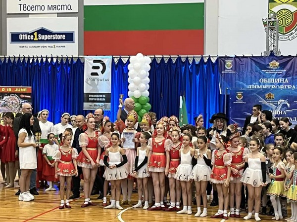 Грациите не отстъпиха на професионалистите в Димитровград 