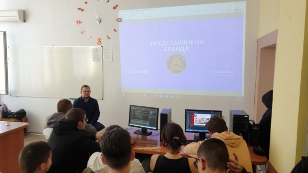 С четири вълнуващи срещи хаджиеновци отбелязаха Европейската седмица на професионалните умения