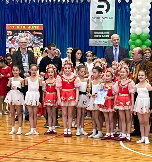 Грациите не отстъпиха на професионалистите в Димитровград 