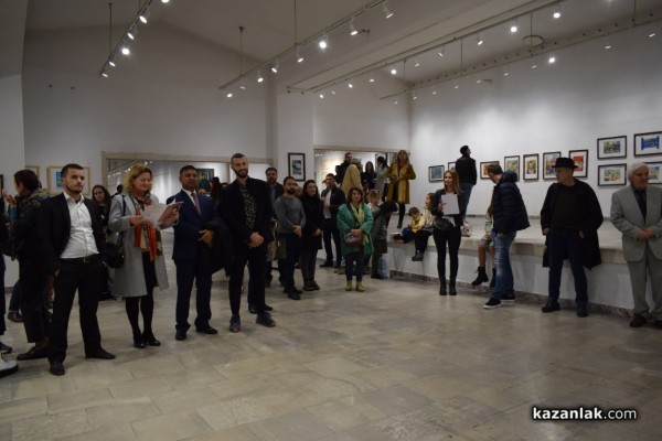 Отличиха Ангелина Стойкова със специална награда в световния конкурс „Малък Зограф“