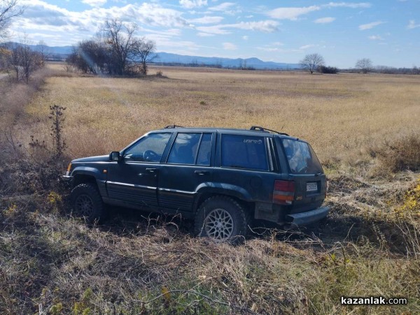Верижна катастрофа с три коли край разклона за Дунавци / ОБНОВЕНА