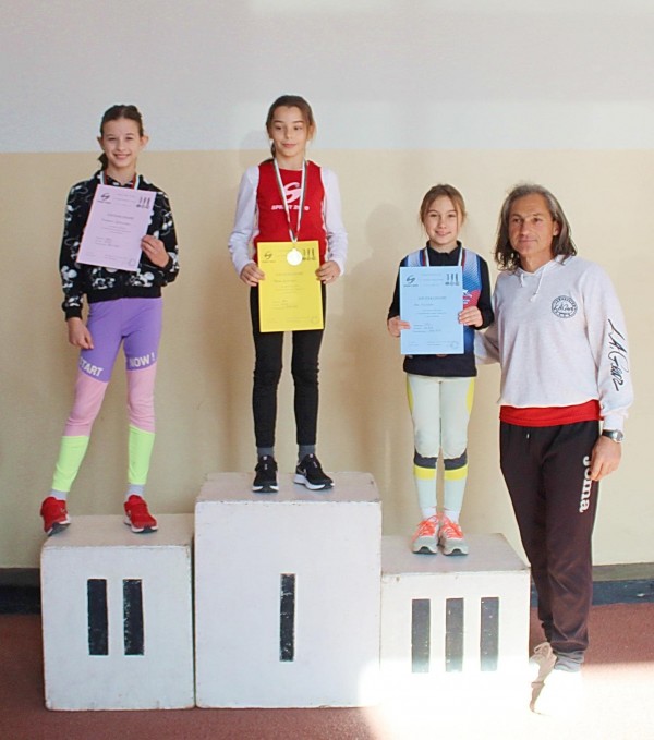 Атлетите от СКА “Пендарева “ с блестящо представяне във Велико Търново